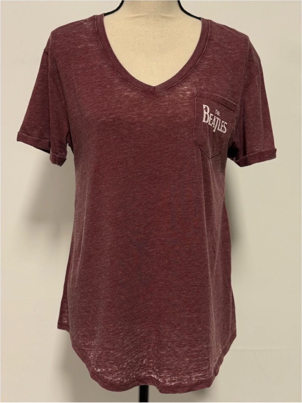 The Beatles V-Neck Short Sleeve T-Shirt Red Size M